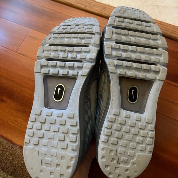 Women’s Purple Gray Ombré Nike Airmax - Picture 3 of 6